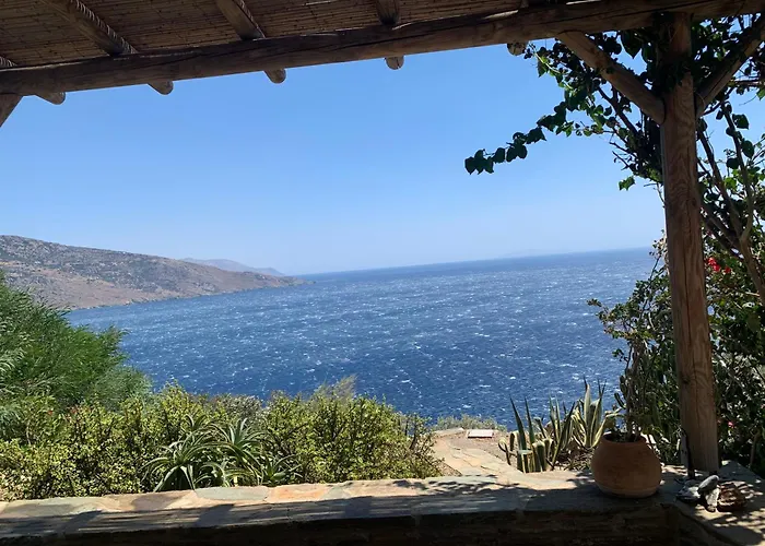 πετρινο στην άνδρο Apartman Ajía Eleúsza