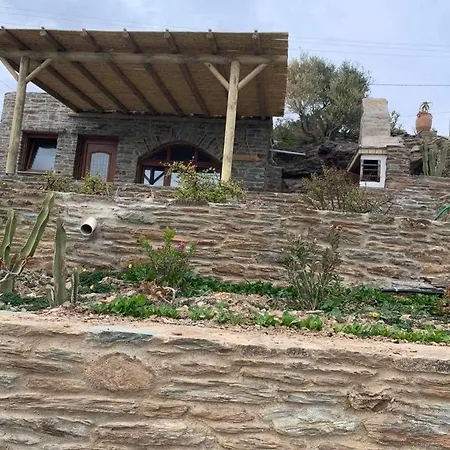 πετρινο στην άνδρο شقة